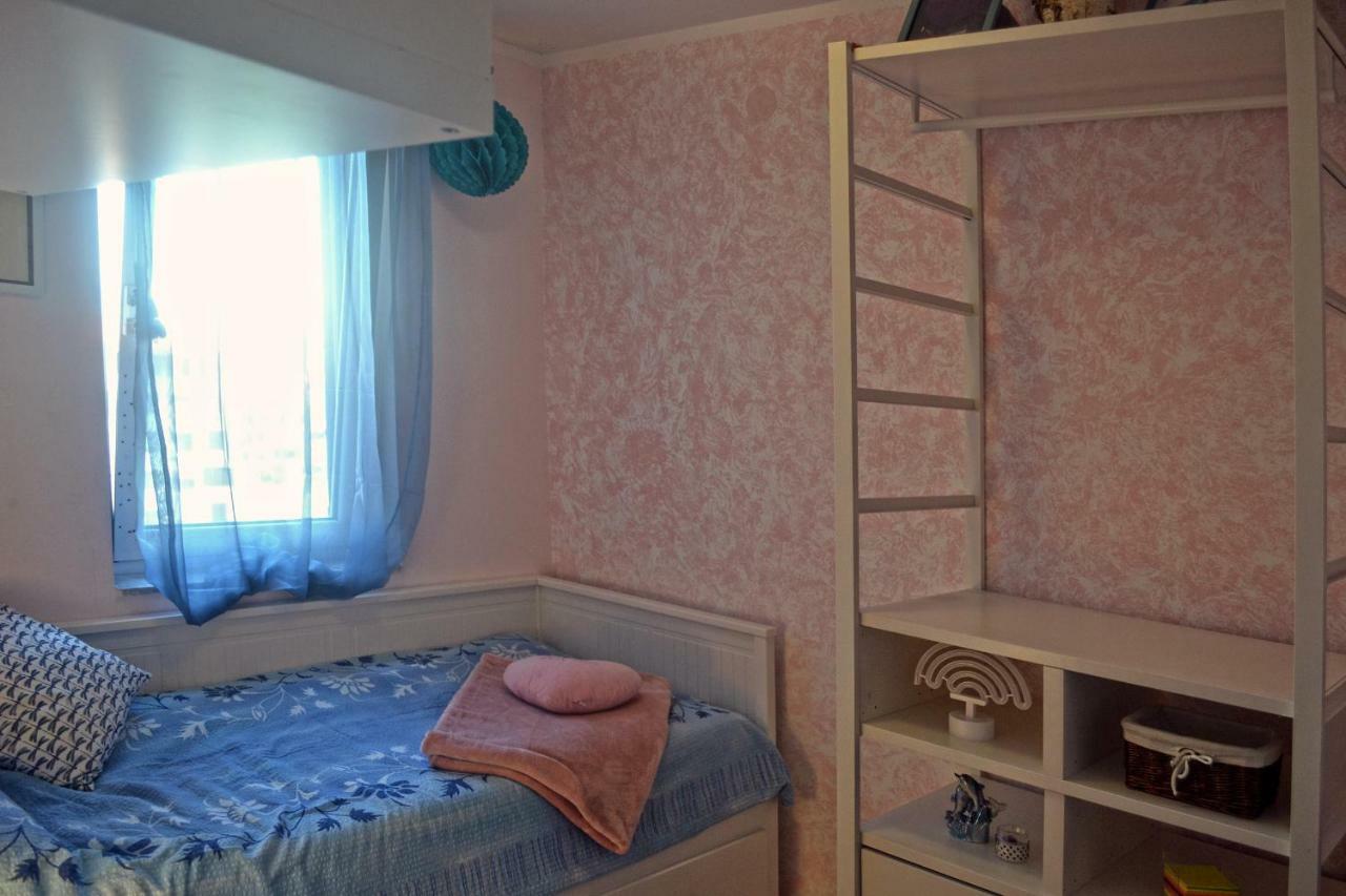 Laura Apartment *